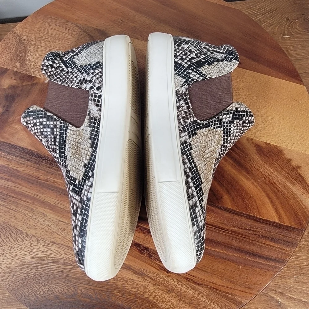 Coconuts by Matisse Snakeskin Print High Top Sneakers Chelsea Boots Size 7.5